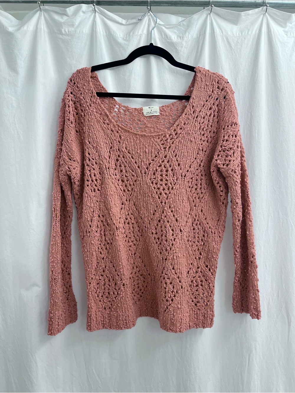 Pins & Needles Open-Knit Scoop Neck Sweater in Rose